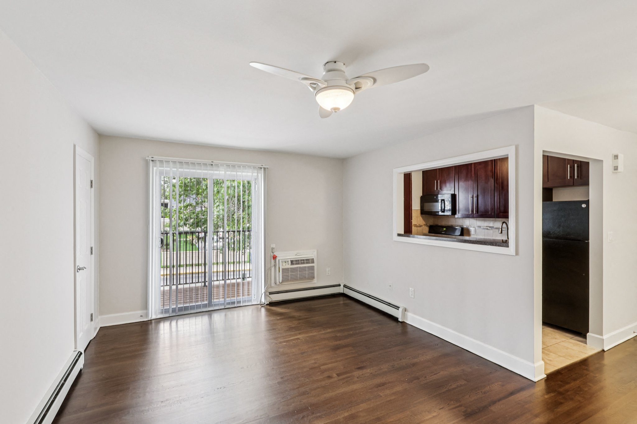 Gallery Photo 14